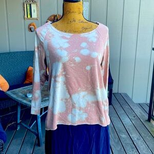 Tie dye high low top dusty pink and cream.